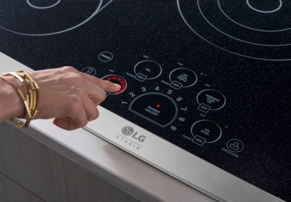 LG STUDIO 30 Inch Built In Electric Cooktop 5 Elements-2