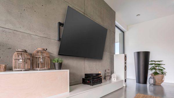 Rocketfish TV Wall Mount Extending Tilt 50-100 in TVs-2