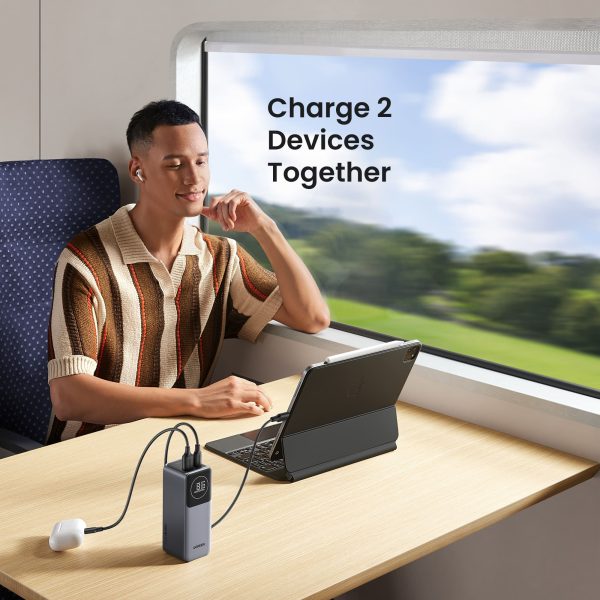 UGREEN 100W Power Bank Fast Laptop Charging 12000mAh-6