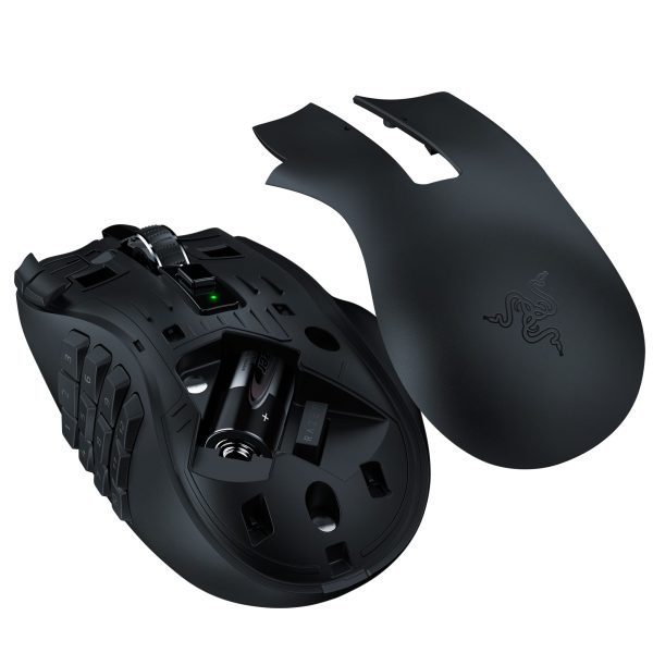 Razer Naga V2 HyperSpeed Wireless MMO Gaming Mouse-9